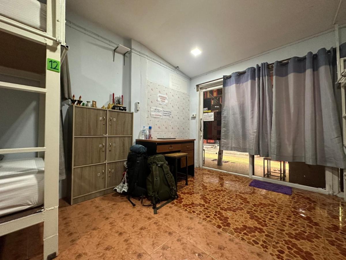 Hangover Hostel Phi Phi Don Εξωτερικό φωτογραφία