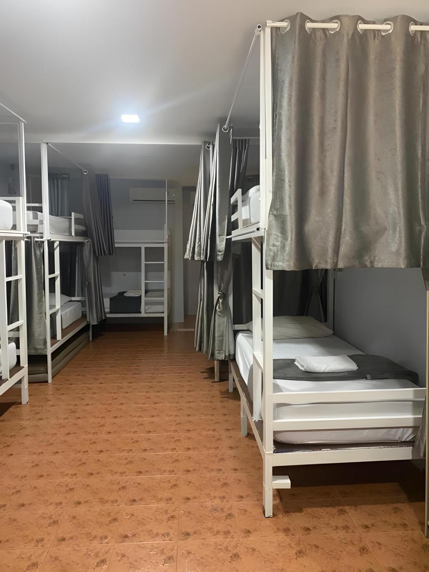 Hangover Hostel Phi Phi Don Εξωτερικό φωτογραφία